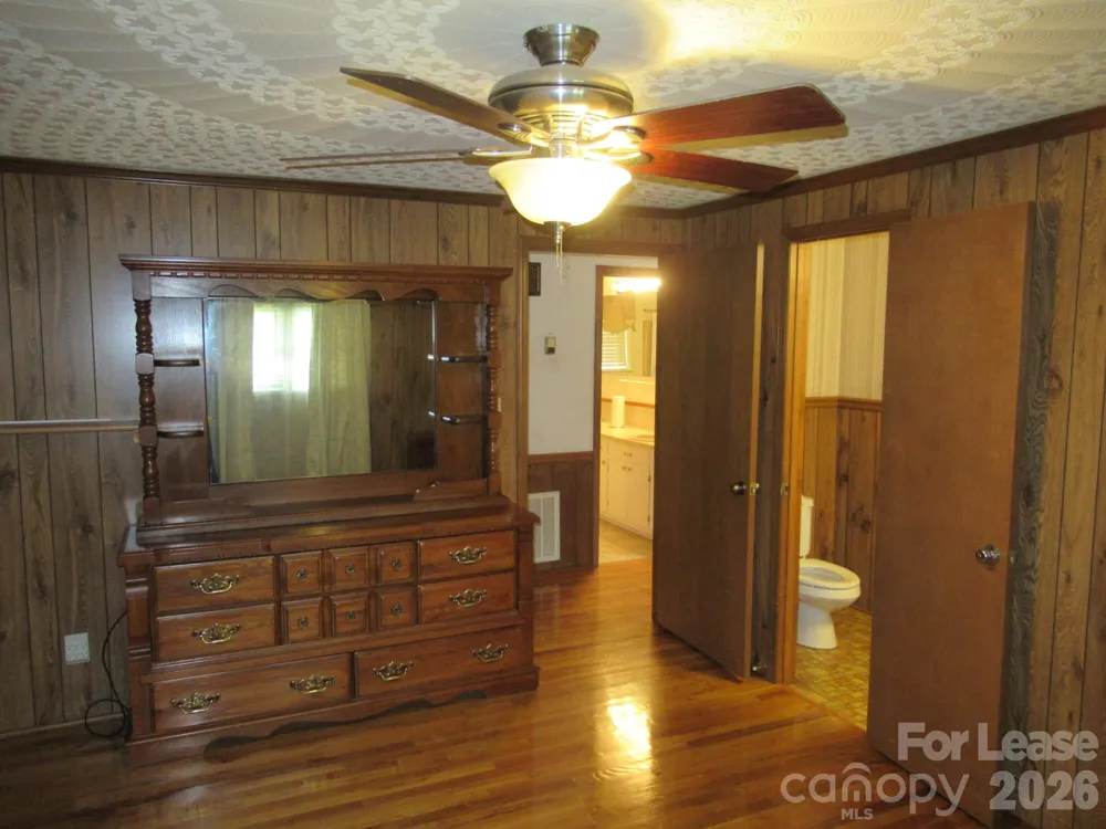 1357 Beal Road Lincolnton, NC 28092