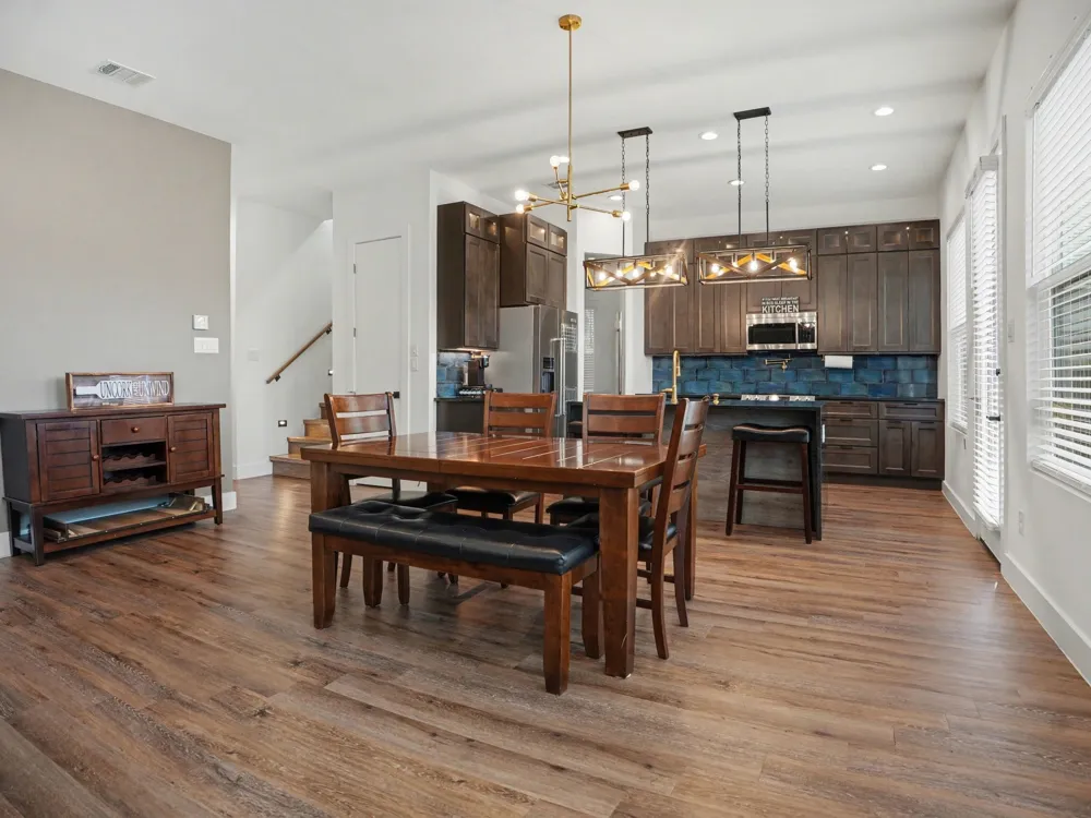324 S Main Street Cedar Hill, TX 75104