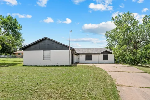 103 Park Trail Place