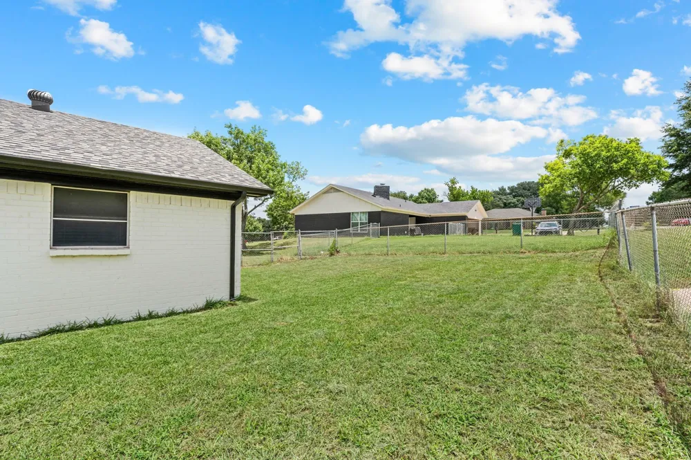 103 Park Trail Place Joshua, TX 76058