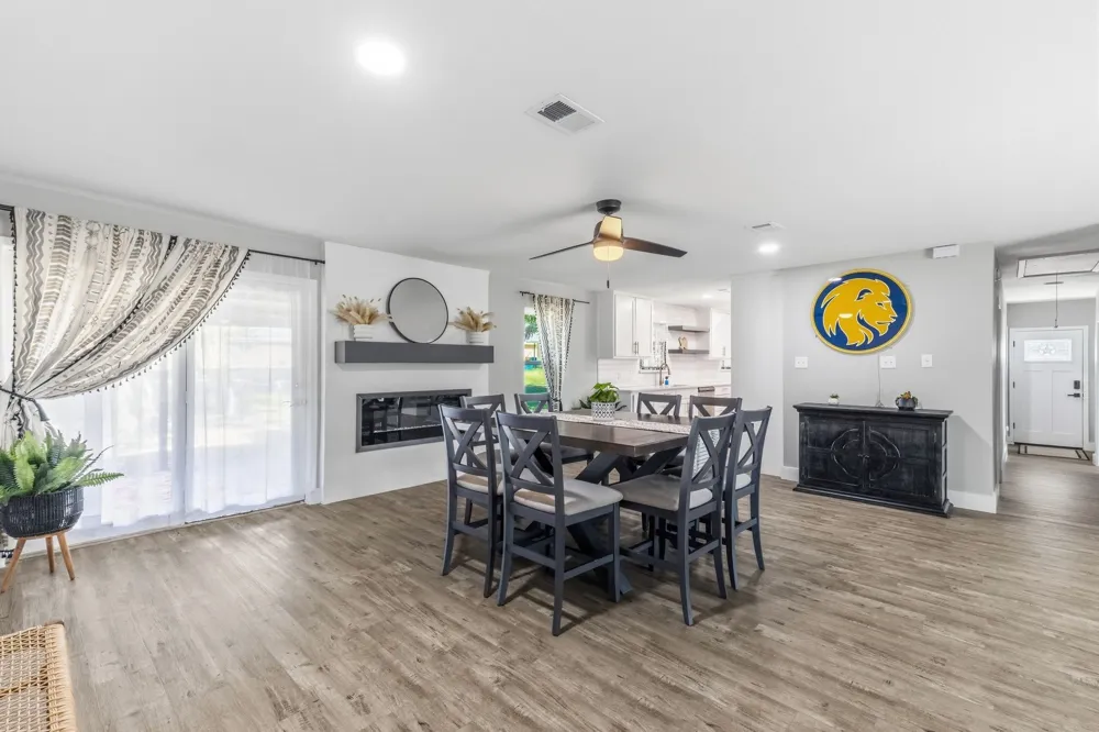 112 Royal Lane Commerce, TX 75428