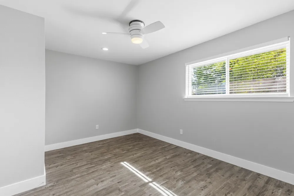 112 Royal Lane Commerce, TX 75428