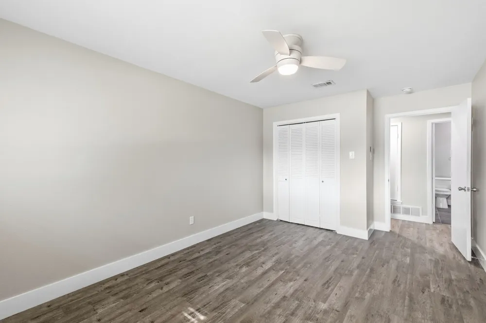 112 Royal Lane Commerce, TX 75428