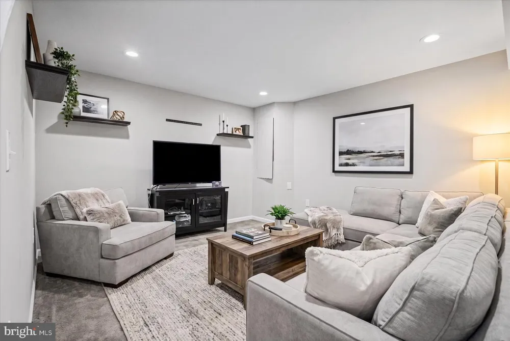 2667 WEST PARK DRIVE Baltimore, MD 21207