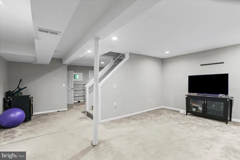 2667 WEST PARK DRIVE Baltimore, MD 21207
