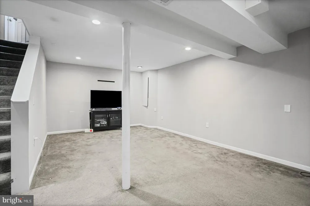 2667 WEST PARK DRIVE Baltimore, MD 21207