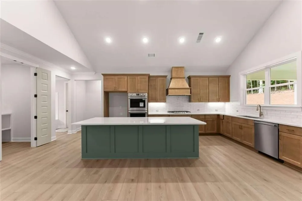 708 Plum Lane Clarkesville, GA 30523