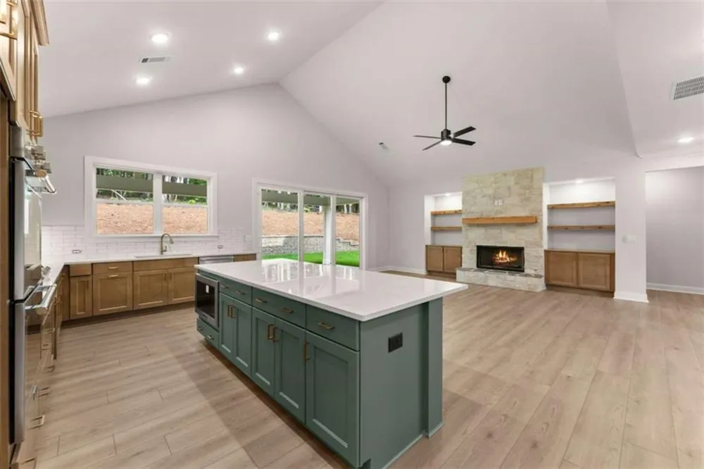 708 Plum Lane Clarkesville, GA 30523