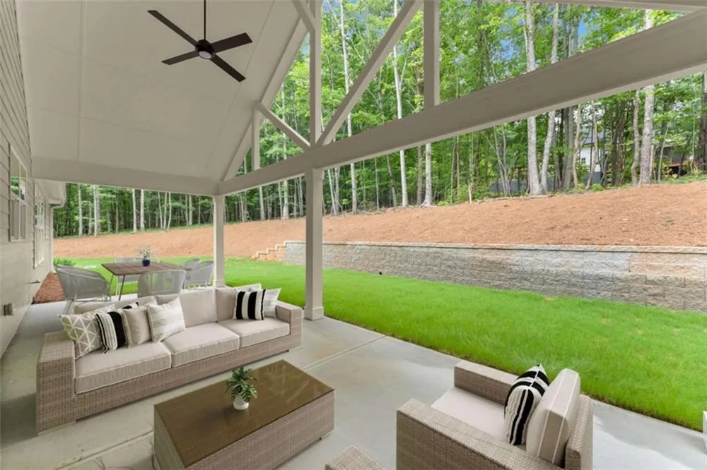 708 Plum Lane Clarkesville, GA 30523
