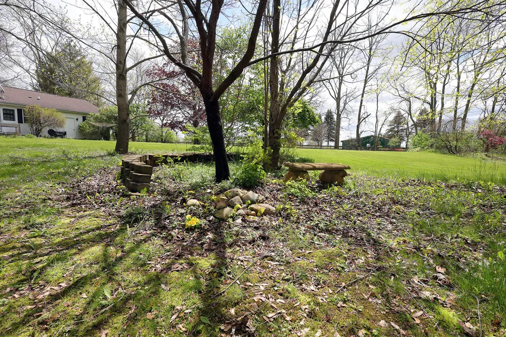 818 S Freer Road Chelsea, MI 48118