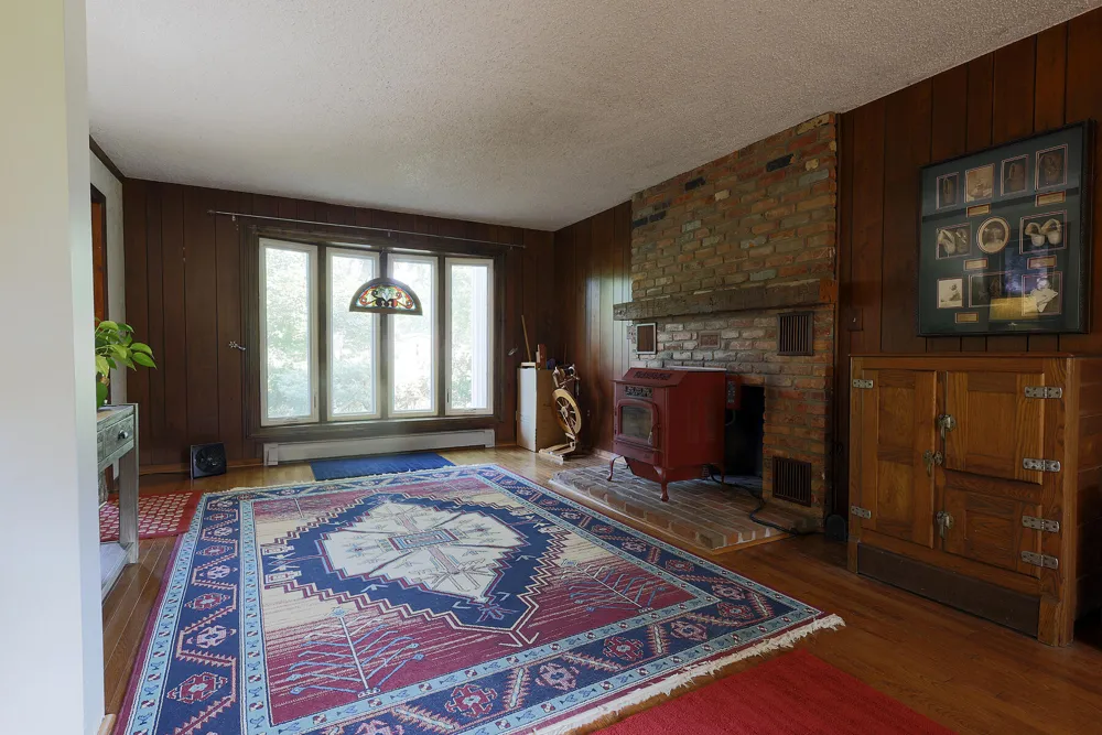818 S Freer Road Chelsea, MI 48118
