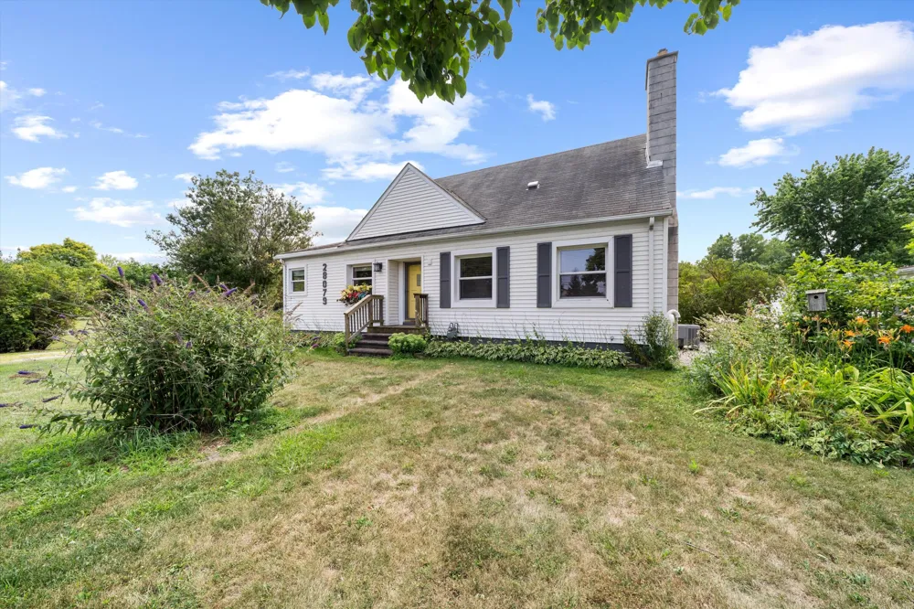 28079 Goddard Road Romulus, MI 48174