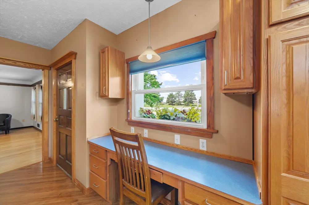 28079 Goddard Road Romulus, MI 48174