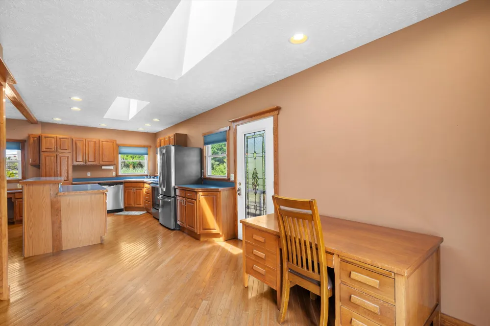 28079 Goddard Road Romulus, MI 48174