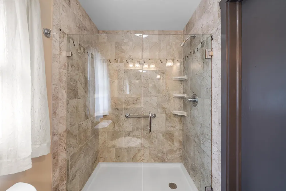 28079 Goddard Road Romulus, MI 48174