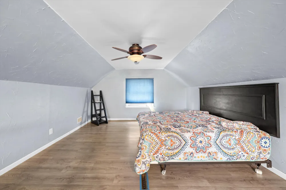 28079 Goddard Road Romulus, MI 48174