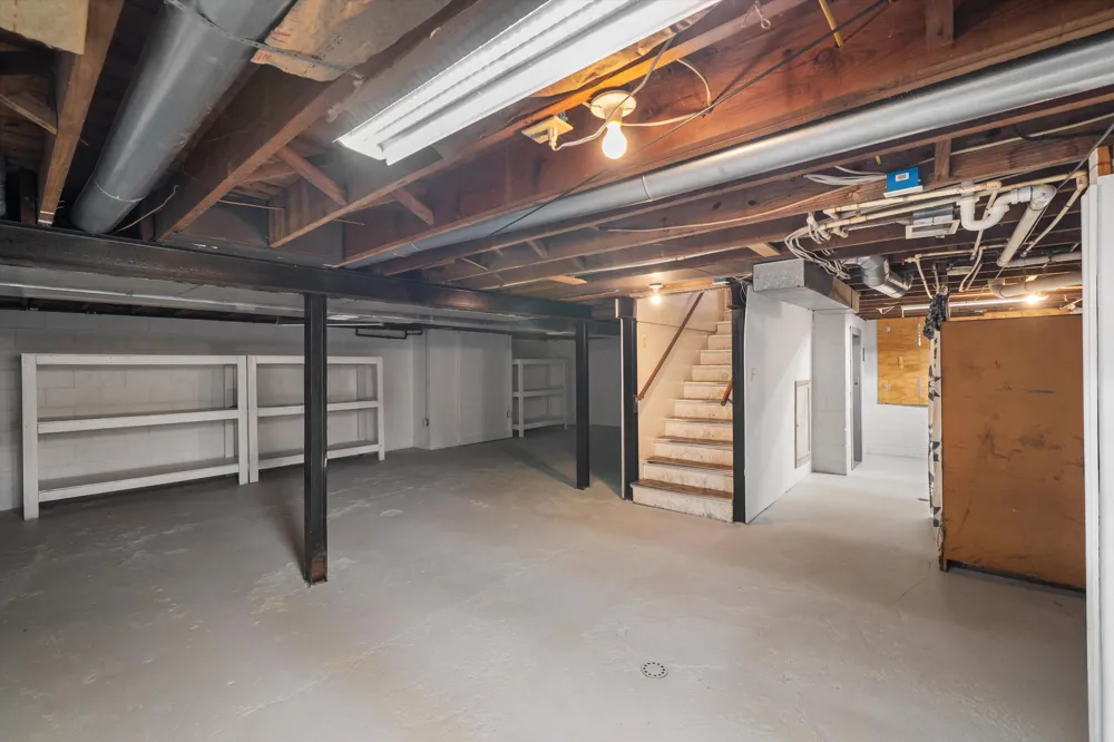 28079 Goddard Road Romulus, MI 48174