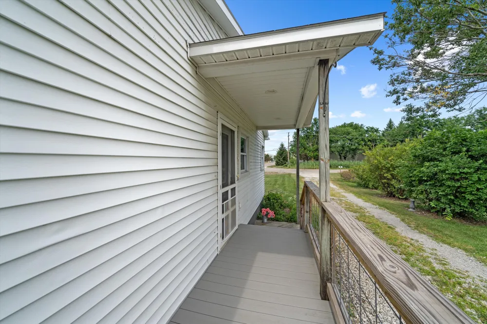 28079 Goddard Road Romulus, MI 48174