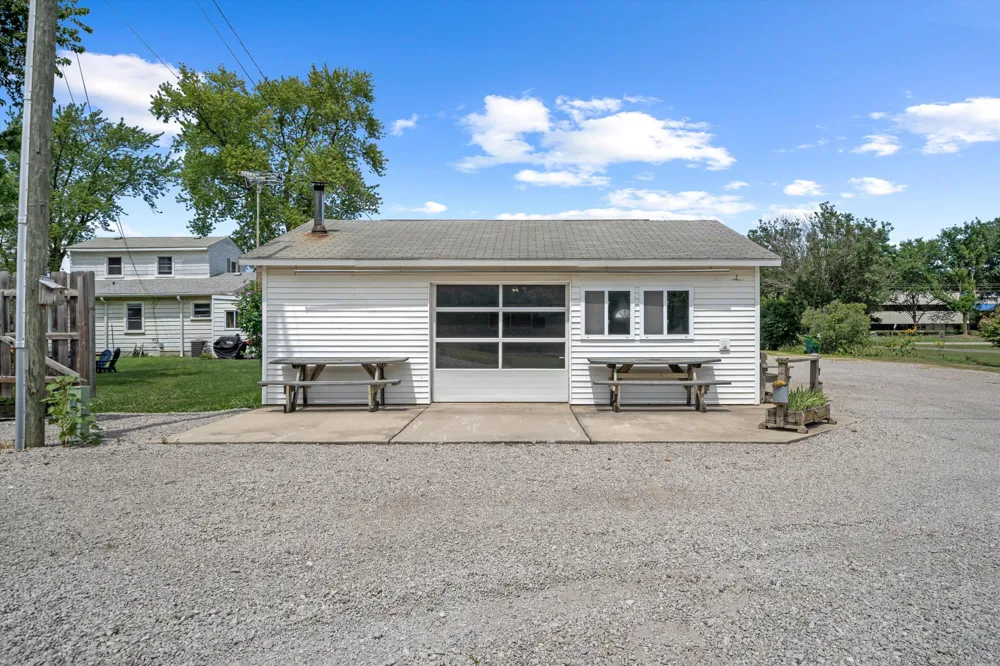 28079 Goddard Road Romulus, MI 48174