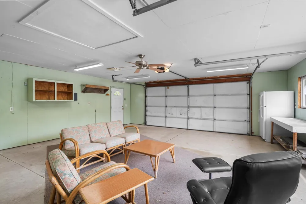 28079 Goddard Road Romulus, MI 48174