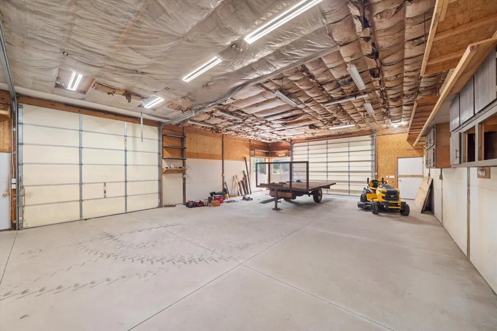 28079 Goddard Road Romulus, MI 48174