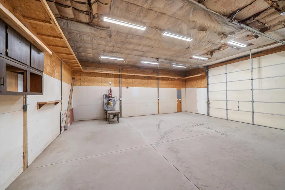 28079 Goddard Road Romulus, MI 48174