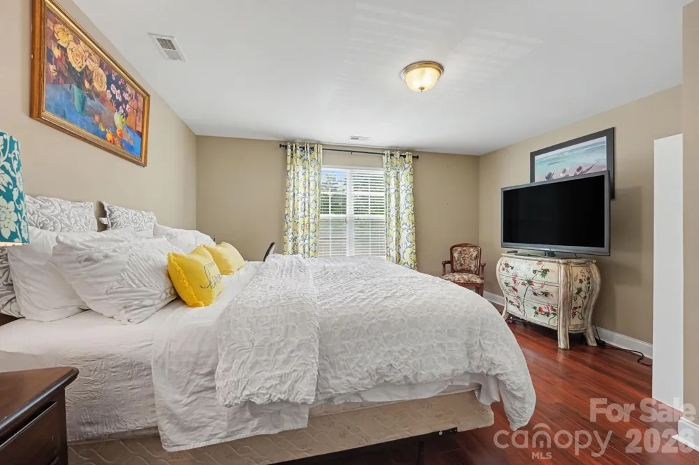 128 La Agua Lane Troutman, NC 28166