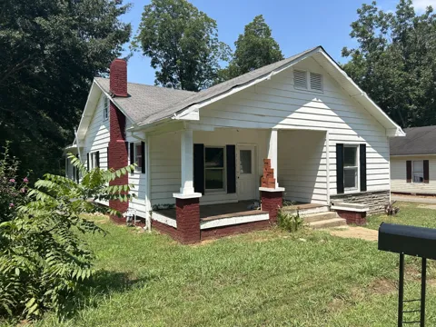107 Hemlock St