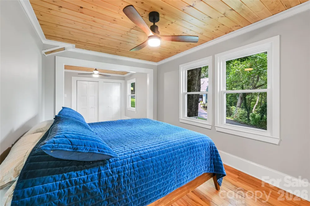 1110 Queentown Road Canton, NC 28716