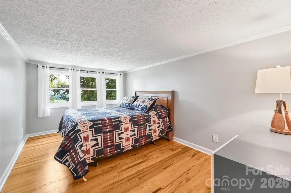 1110 Queentown Road Canton, NC 28716