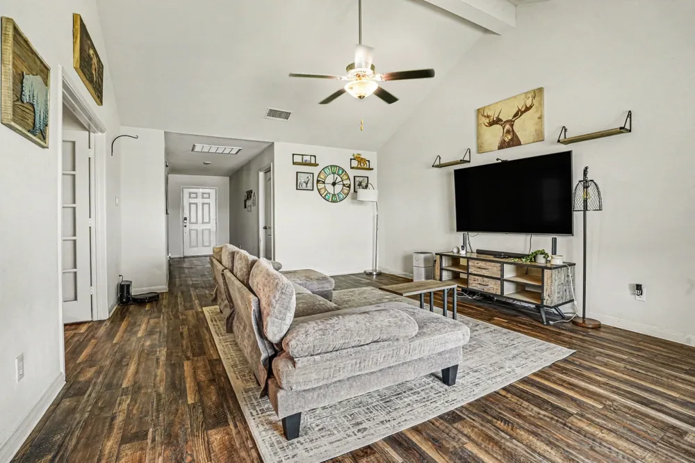 118 Yorktown Court Venus, TX 76084