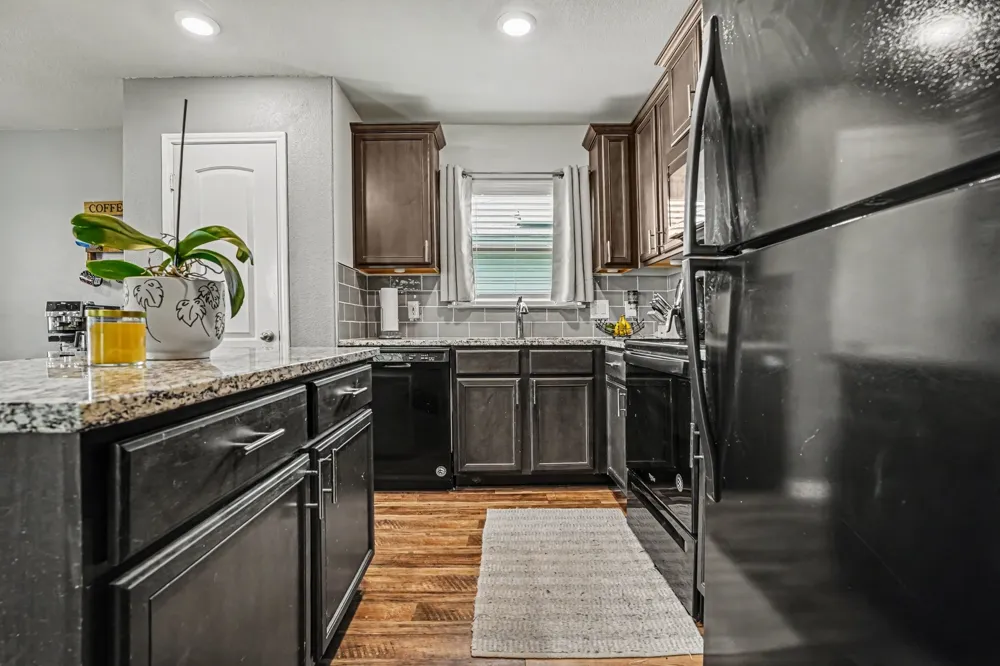 118 Yorktown Court Venus, TX 76084