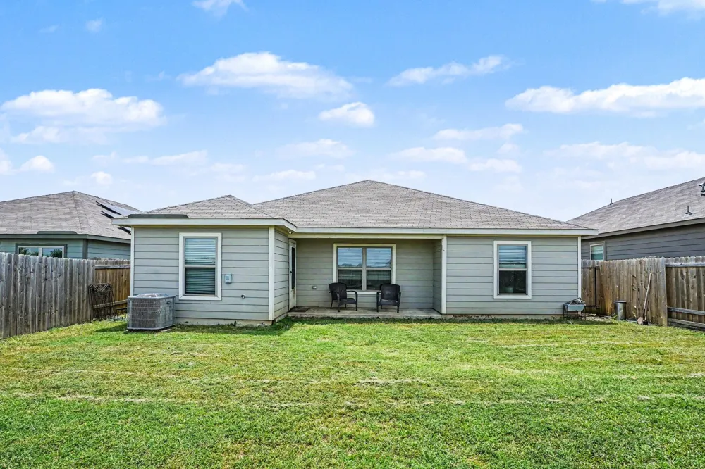 118 Yorktown Court Venus, TX 76084