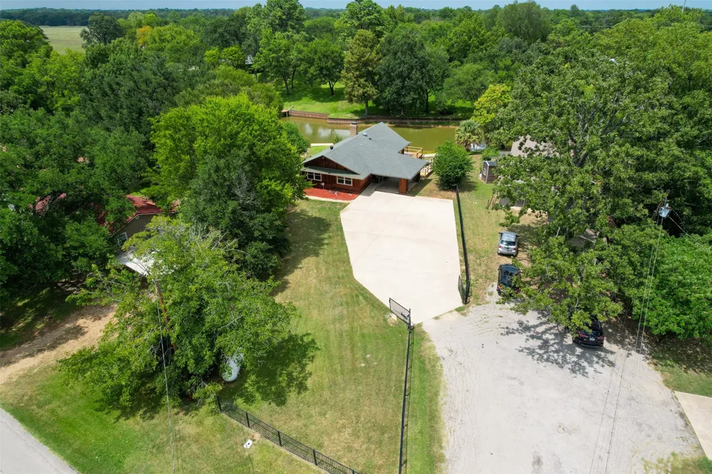 101 Royal Circle Tool, TX 75143