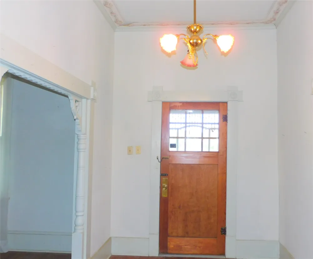 106 1st Street W Dawson, TX 76639