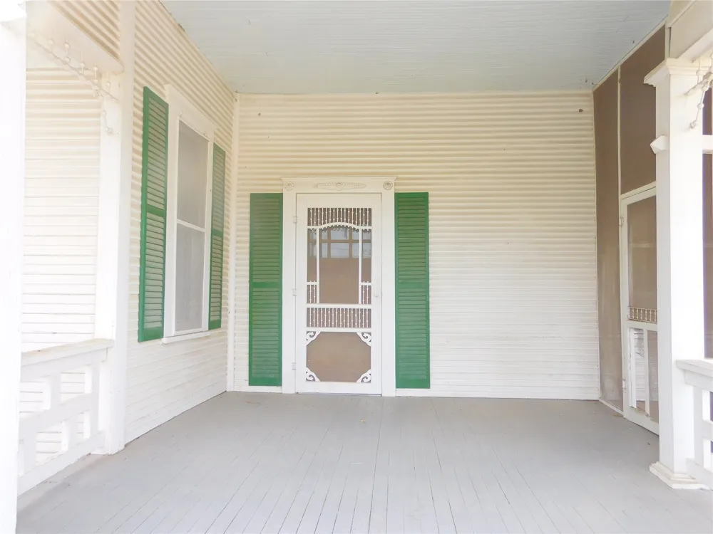 106 1st Street W Dawson, TX 76639
