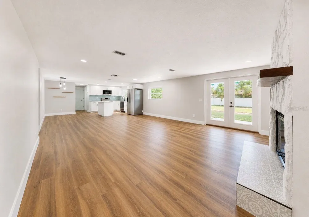 617 GOLF AND SEA BOULEVARD Apollo Beach, FL 33572