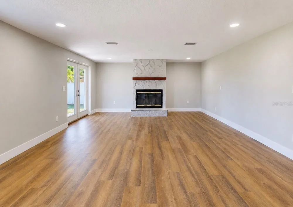 617 GOLF AND SEA BOULEVARD Apollo Beach, FL 33572