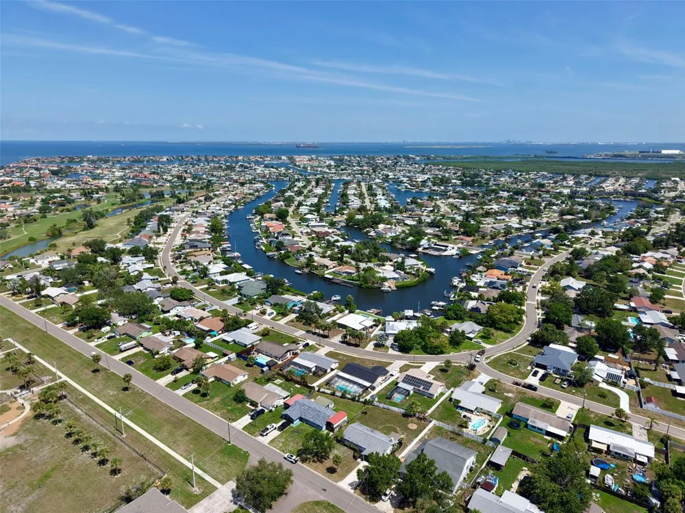 617 GOLF AND SEA BOULEVARD Apollo Beach, FL 33572