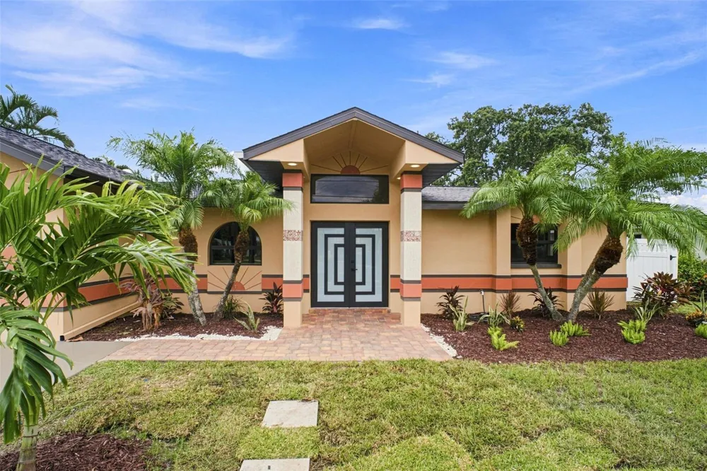 15918 REDINGTON DRIVE Redington Beach, FL 33708