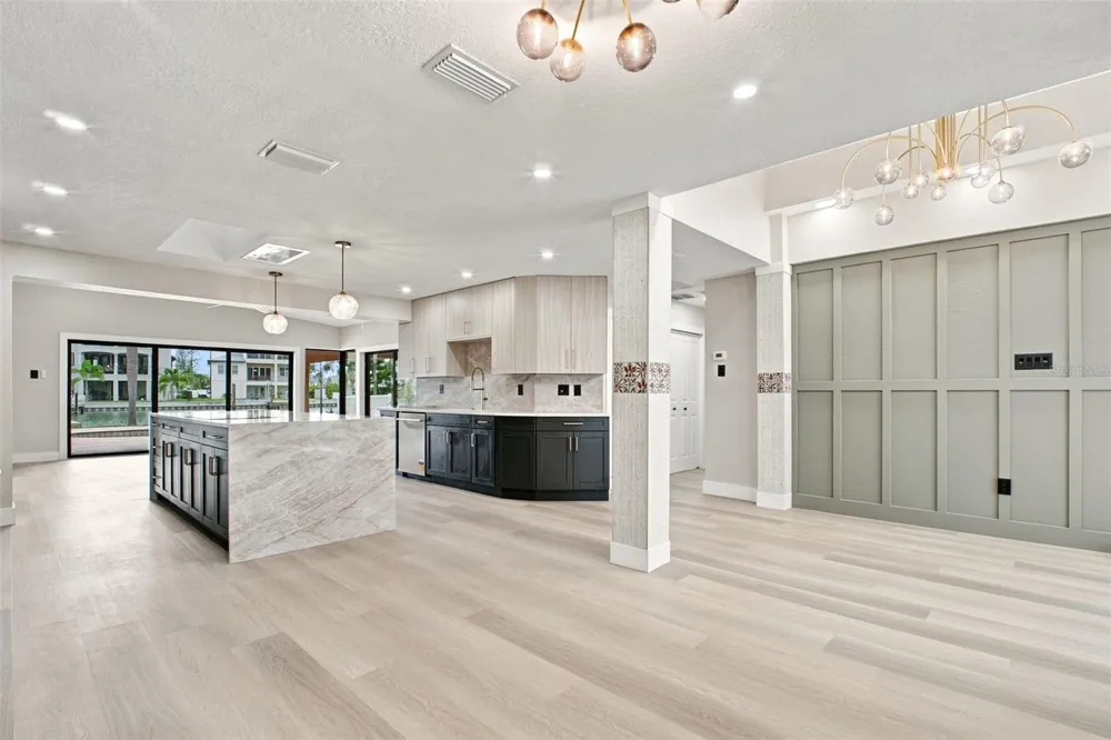 15918 REDINGTON DRIVE Redington Beach, FL 33708