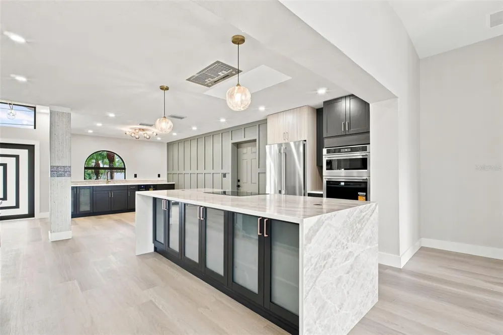 15918 REDINGTON DRIVE Redington Beach, FL 33708