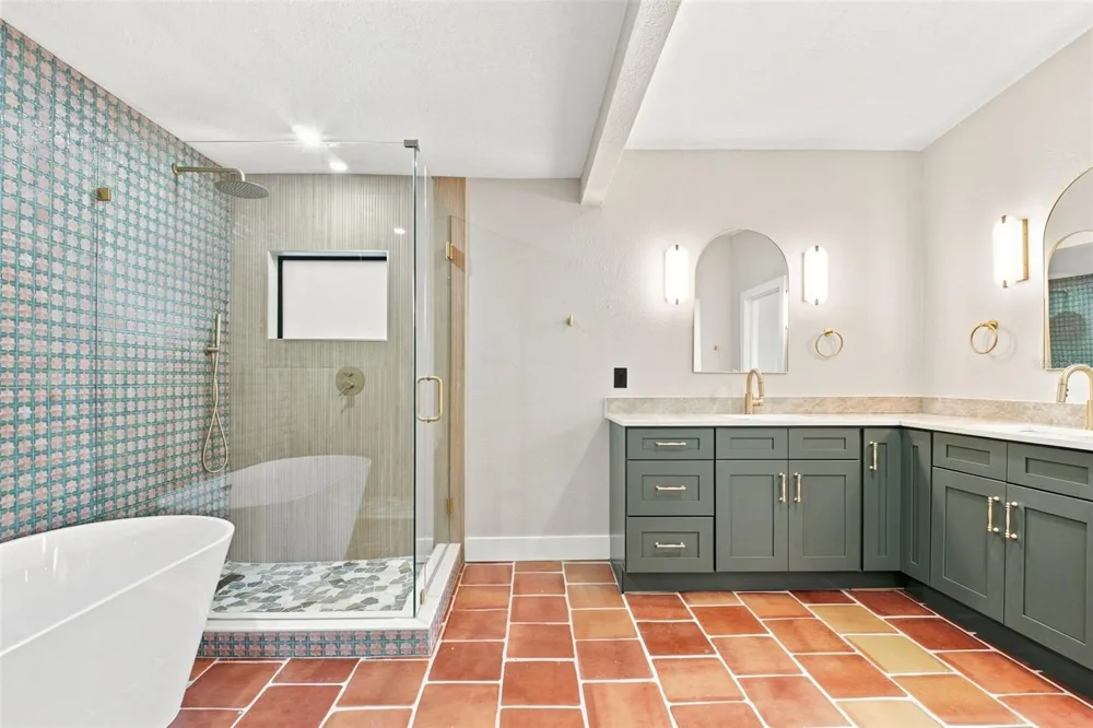 15918 REDINGTON DRIVE Redington Beach, FL 33708