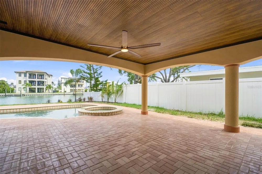 15918 REDINGTON DRIVE Redington Beach, FL 33708