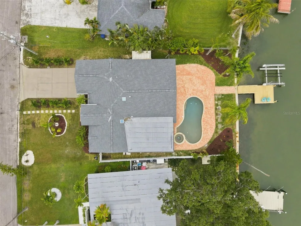 15918 REDINGTON DRIVE Redington Beach, FL 33708