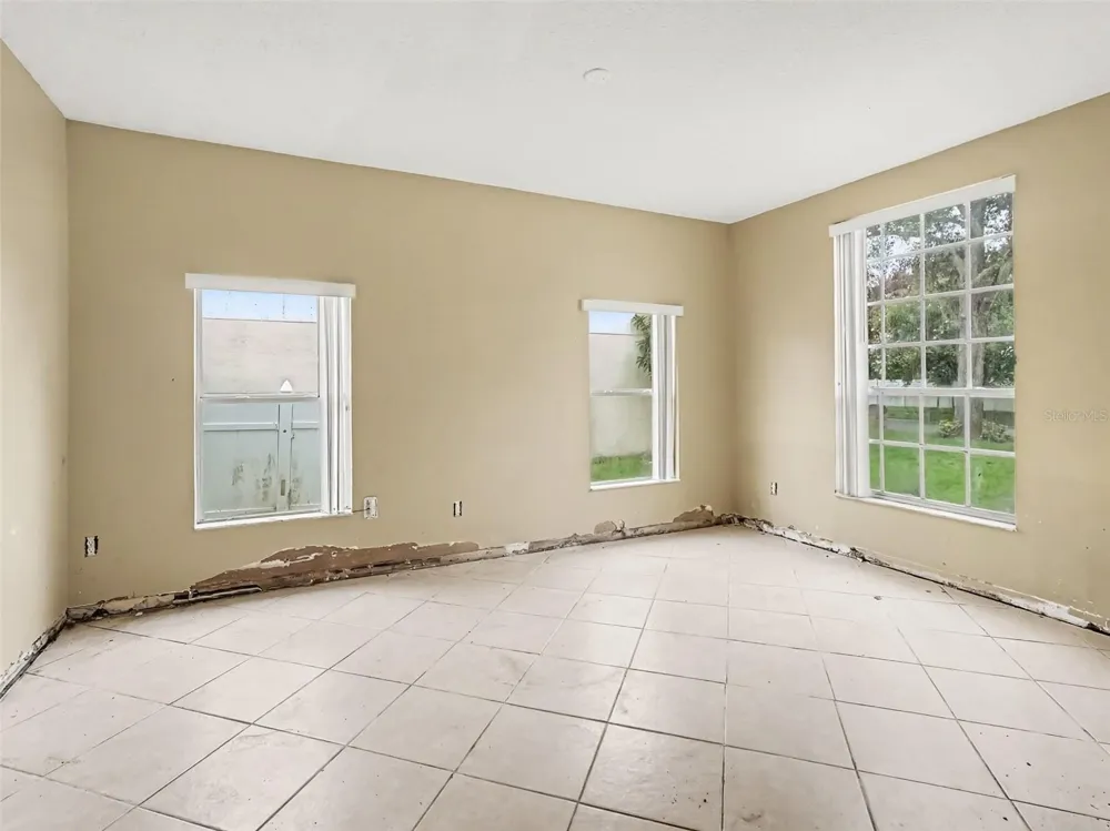 1268 FOXFORREST CIRCLE Apopka, FL 32712