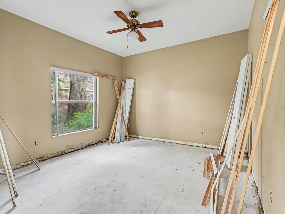 1268 FOXFORREST CIRCLE Apopka, FL 32712