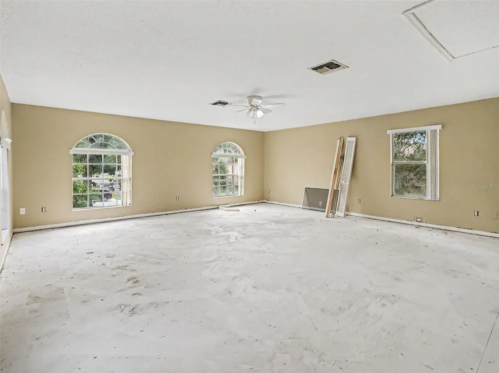 1268 FOXFORREST CIRCLE Apopka, FL 32712