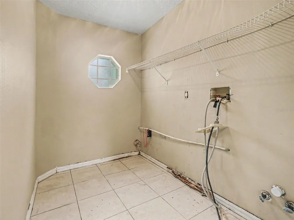 1268 FOXFORREST CIRCLE Apopka, FL 32712