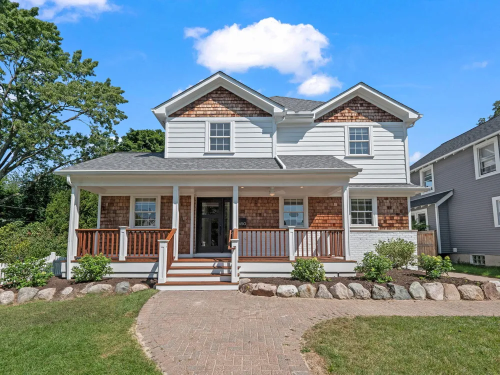 650 W Lincoln Street Birmingham, MI 48009